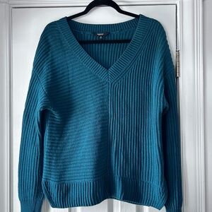 Simply Vera Vera Wang Teal V-Neck Sweater